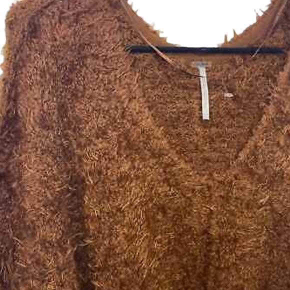 Free People Fuzzy V-Neck Sweater NWT - Picture 6 of 14